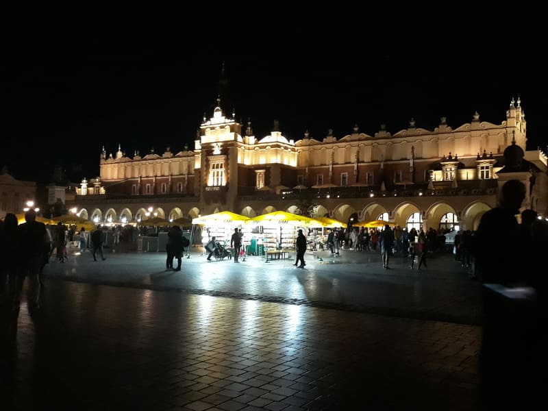 travel agents that go to krakow
